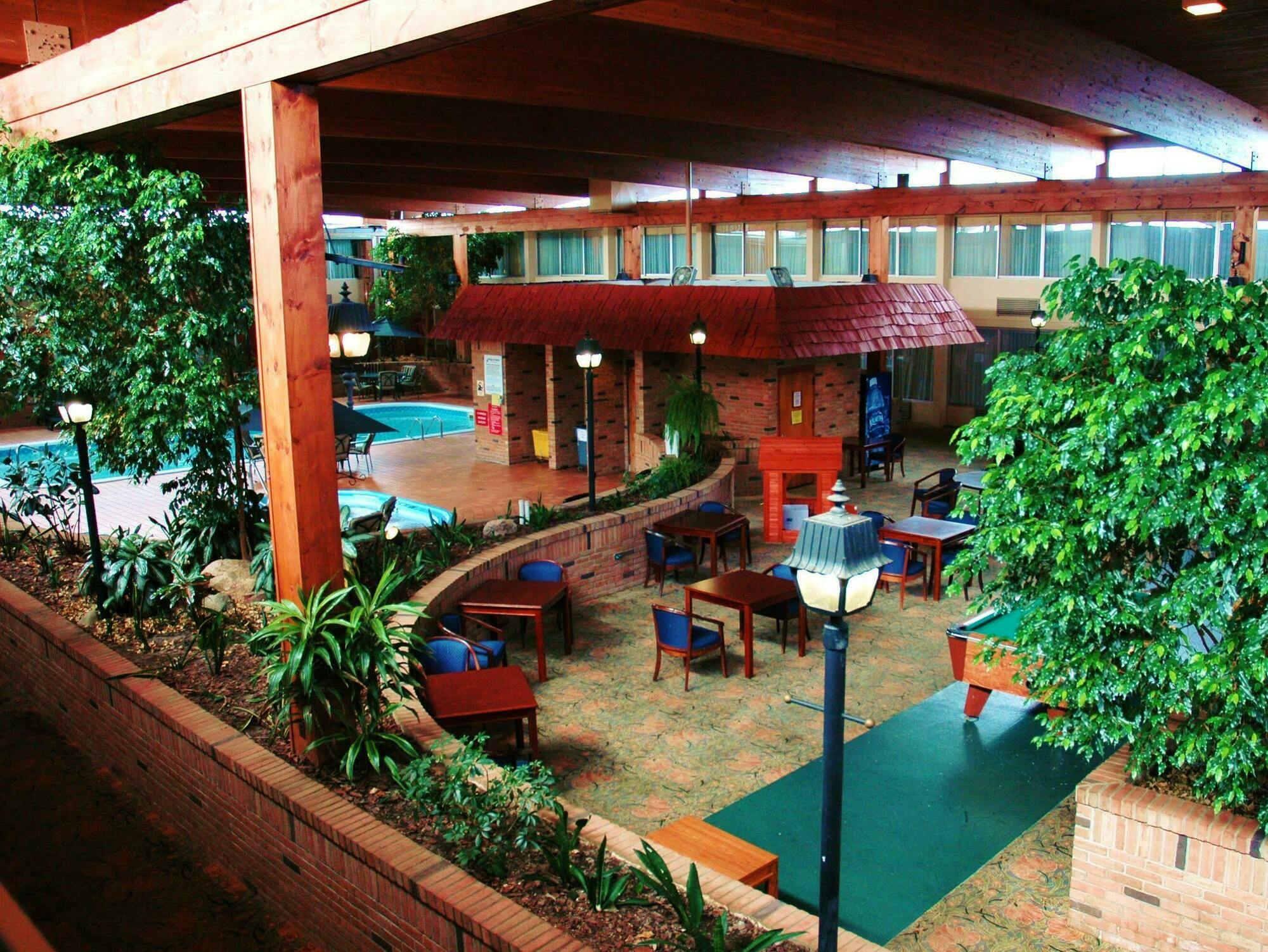Travelodge By Wyndham Gaylord Exterior foto